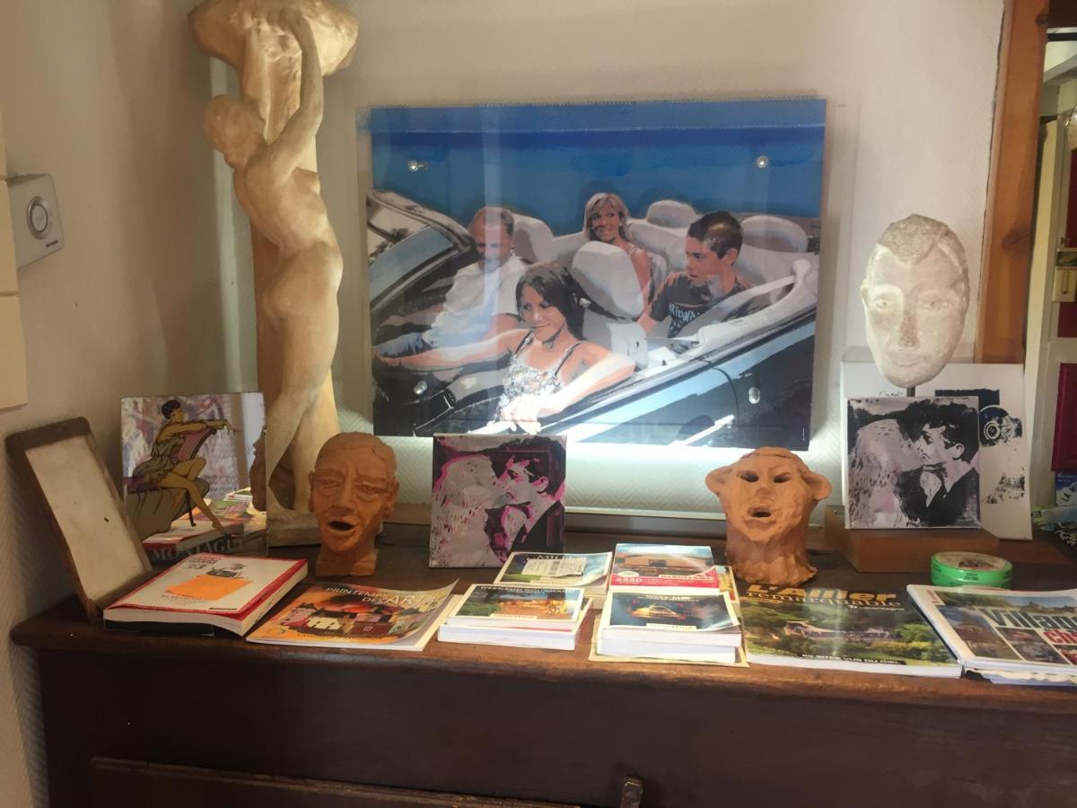 Bed and Breakfast Les Maitres Sonneurs Huriel Esterno foto